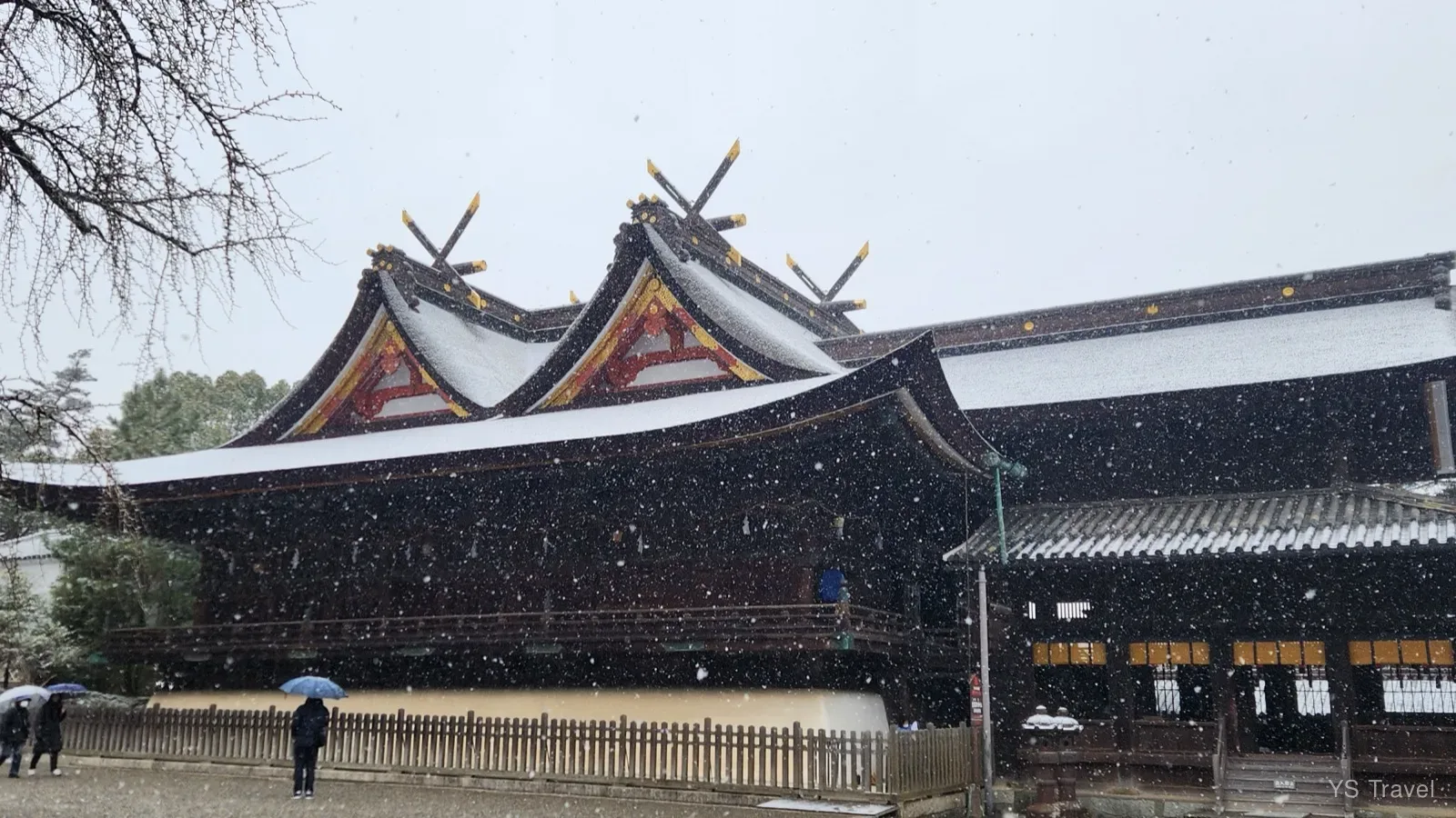 吉備津神社的看點: 比翼入母屋造