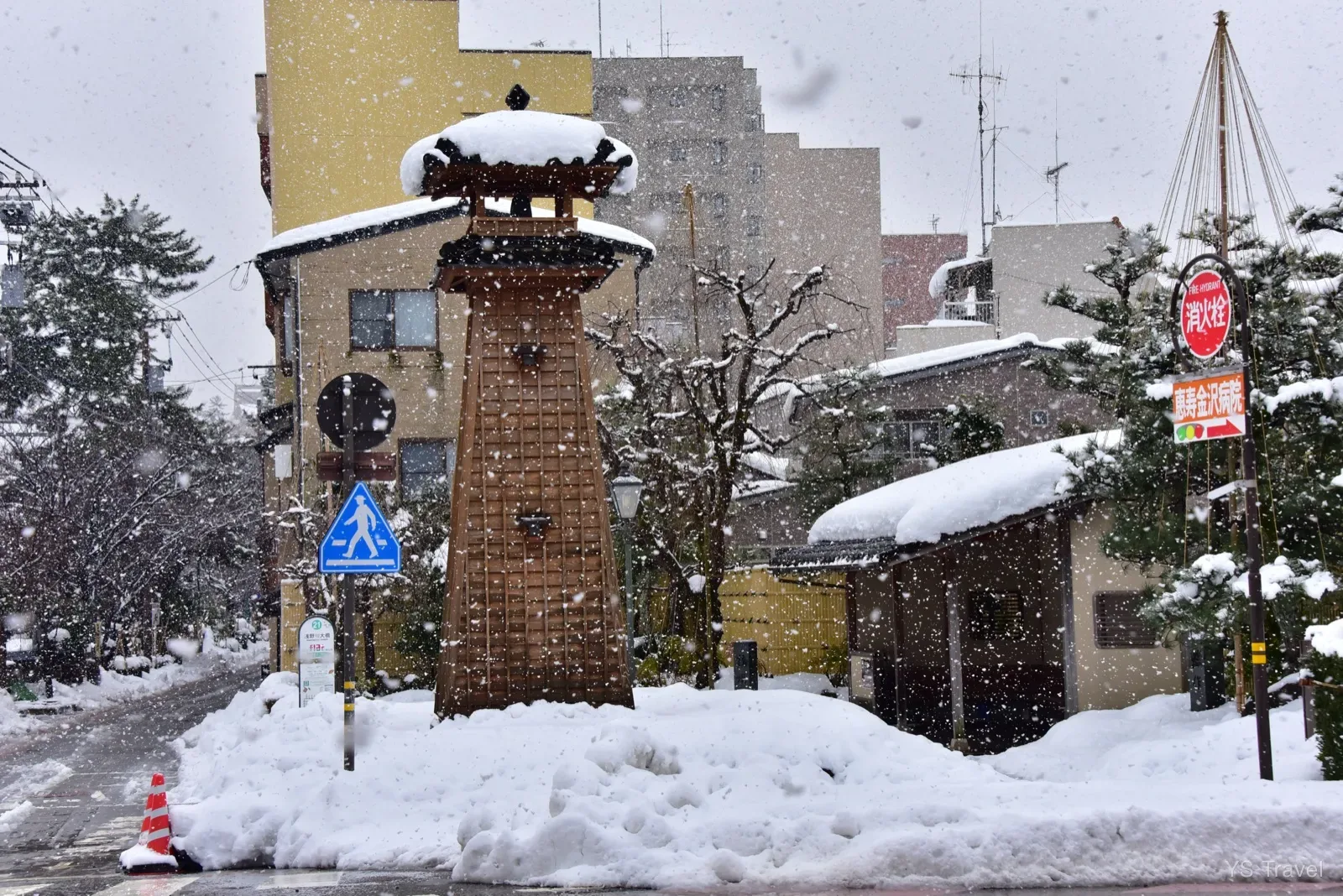 一大早沒再客氣的雪